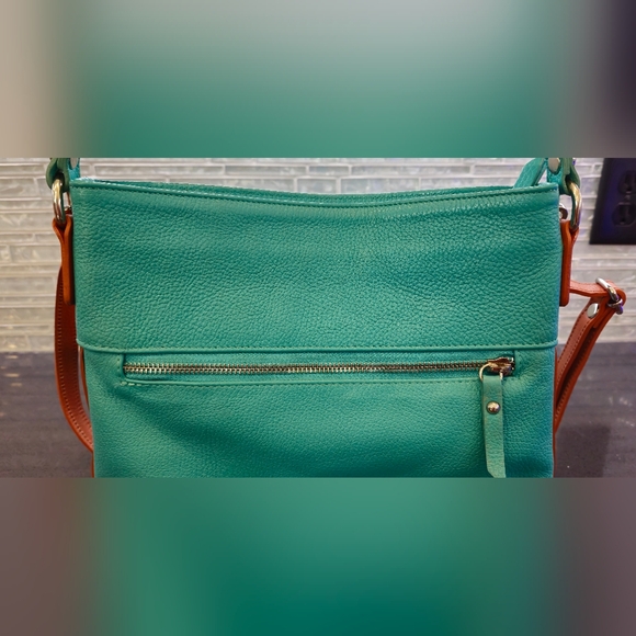 🎀 Valentina Turquoise and Tan Pebble Leather Shoulder Bag with Gold Accents - Picture 13 of 17